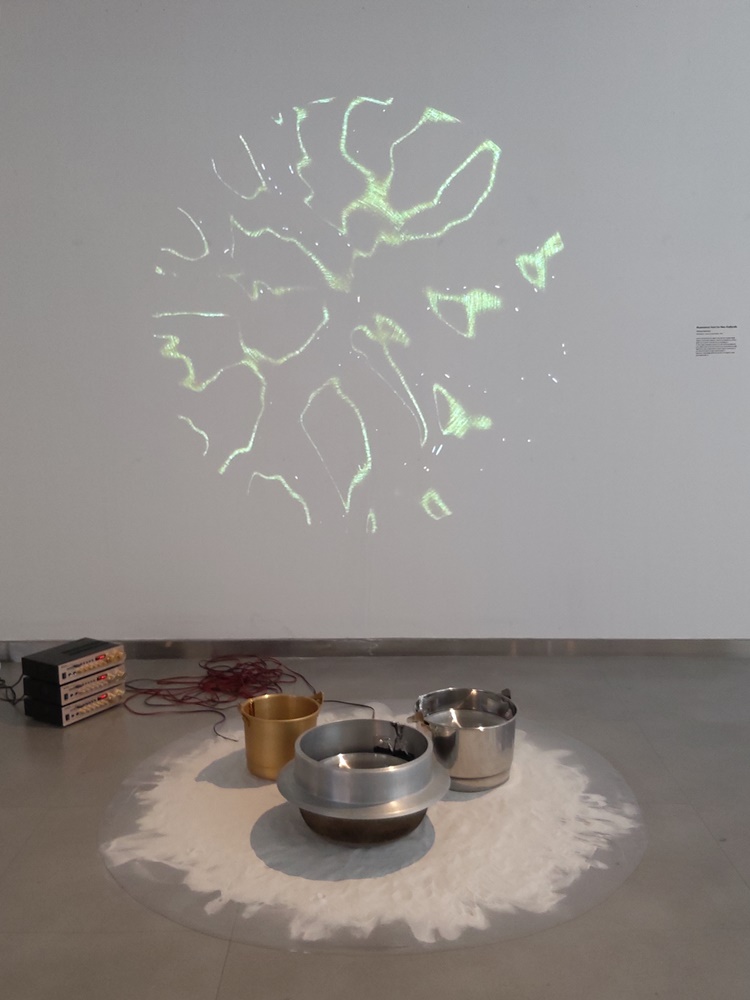 Ainhoa Martinez(스페인),Resonance Hum for Neo-Kallipolis,2025,음향기기,혼합재,소리.jpg