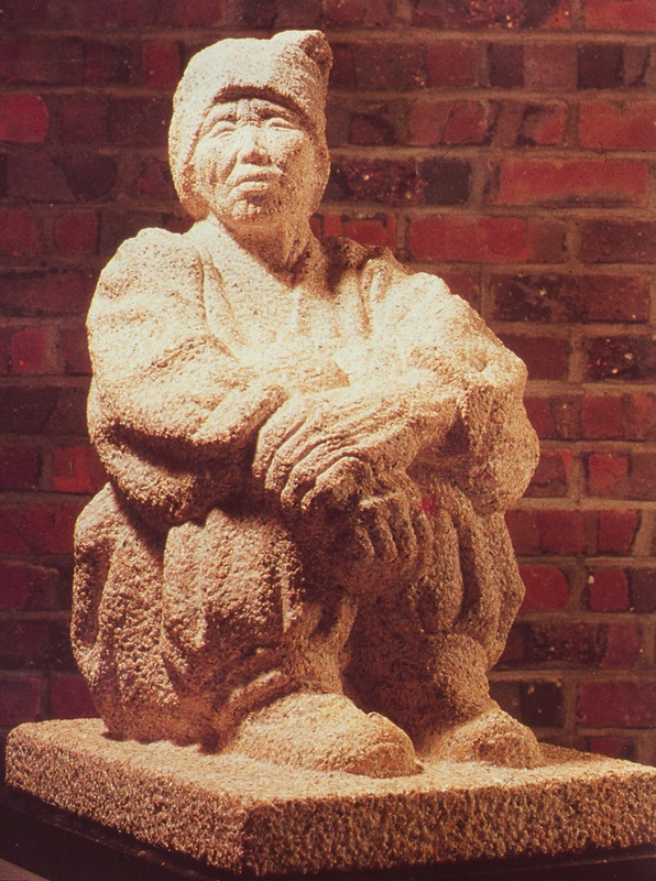 강관욱 <구원 87-7>, 1989, 화강석. 56x31x41cm
