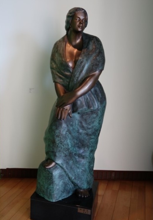 박양선 <외출>, 브론즈