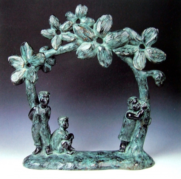 박광구 &lt;꽃나무 아래서&gt;, 2002, 68x21x70cm